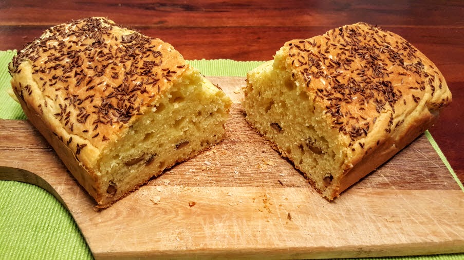 Brot mit Oliven und Olivenöl - ein Rezept nach Familienfarm